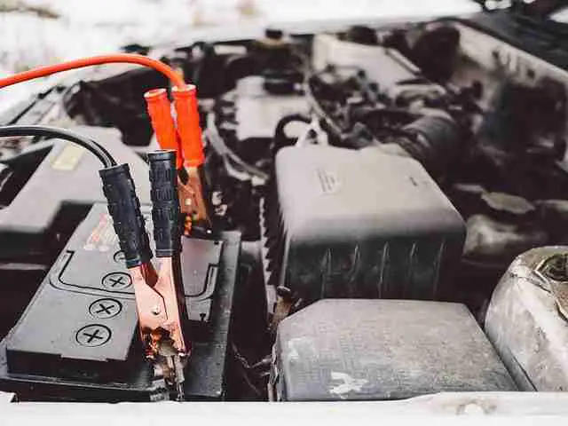how to clean car battery terminals with vinegar