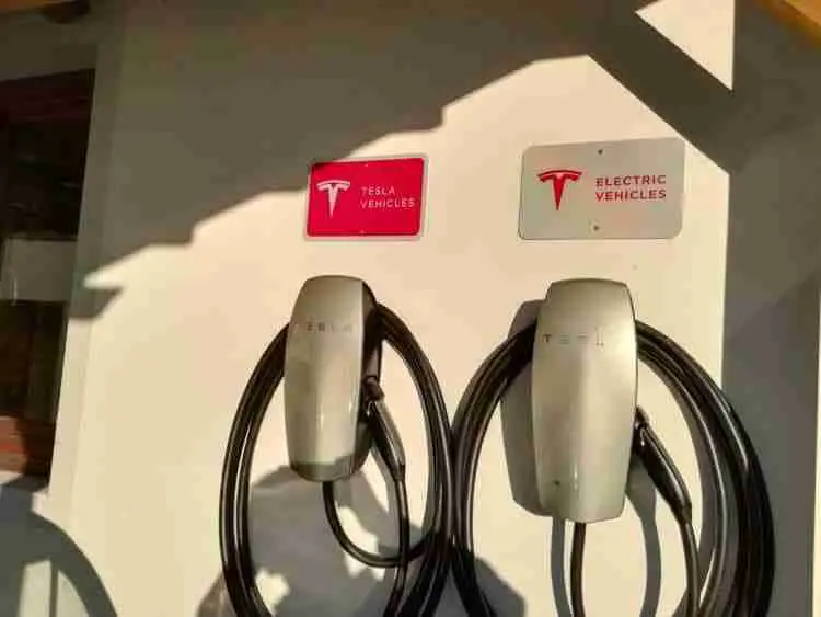 Cost to install a Tesla home charger